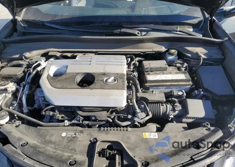 2021 Lexus Ux 200 из США, поврежденный, VIN JTHX3JBH5M2032109